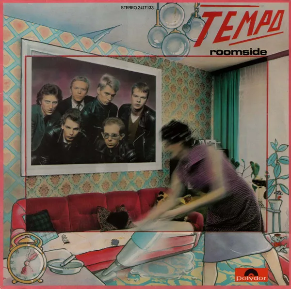 Capa de Tempo (2) — Roomside Streetside