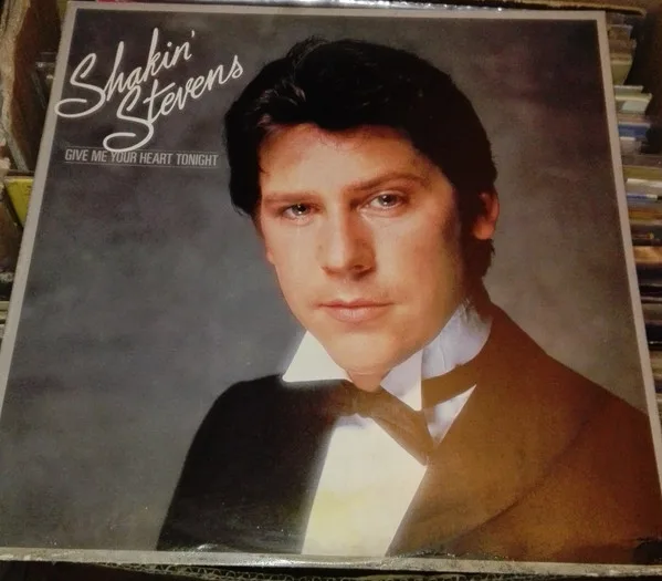 Capa de Shakin' Stevens — Give Me Your Heart Tonight