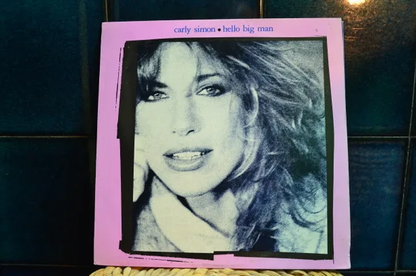 Capa de Carly Simon — Hello Big Man