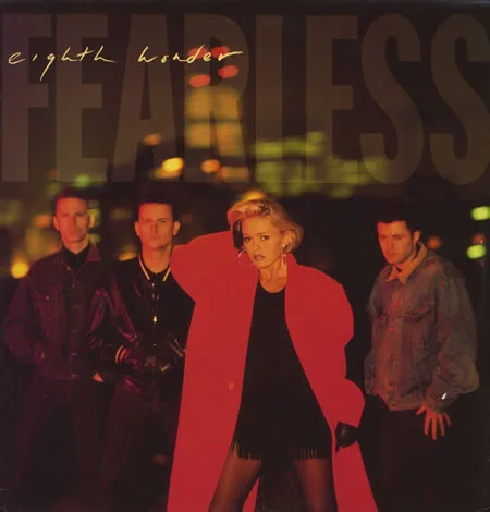 Capa de Eighth Wonder — Fearless