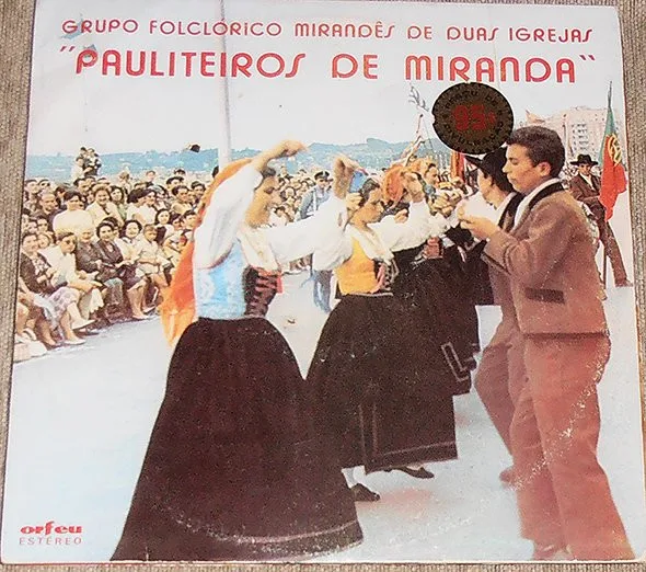 Capa de Grupo Folclórico Mirandês De Duas Igrejas — Pauliteiros De Miranda
