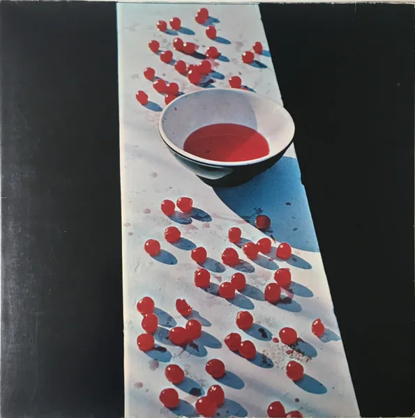 Capa de Paul McCartney — McCartney
