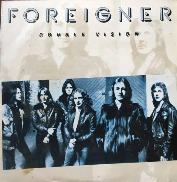 Capa de Foreigner — Double Vision