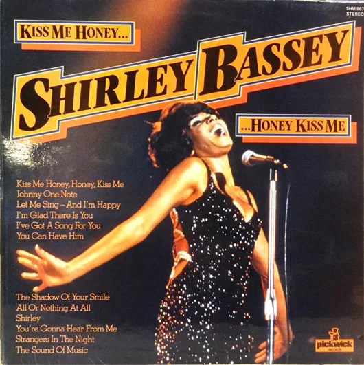 Capa de Shirley Bassey — Kiss Me Honey, Honey, Kiss Me