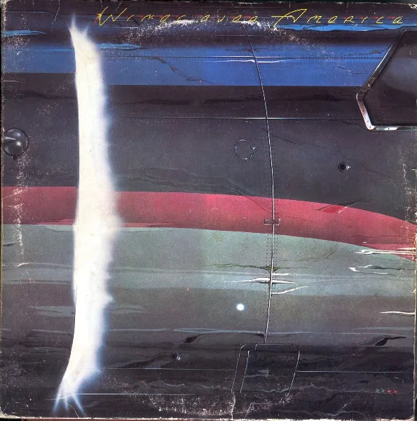 Capa de Wings — Wings Over America