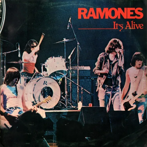 Capa de Ramones — It's Alive