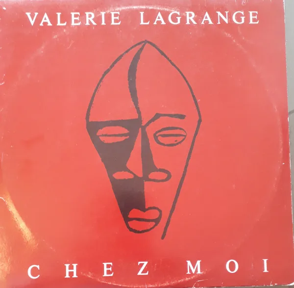 Capa de Valerie Lagrange* — Chez Moi