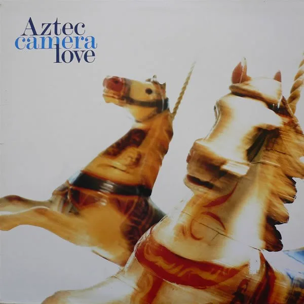 Capa de Aztec Camera — Love