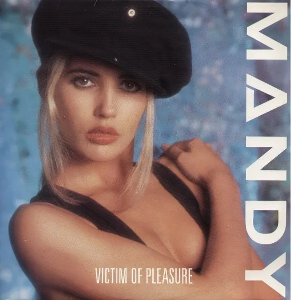 Capa de Mandy Smith — Victim Of Pleasure