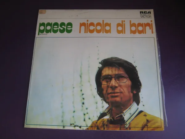 Capa de Nicola Di Bari — Paese