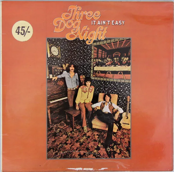 Capa de Three Dog Night — It Ain't Easy