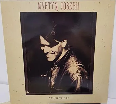 Capa de Martyn Joseph — Being There