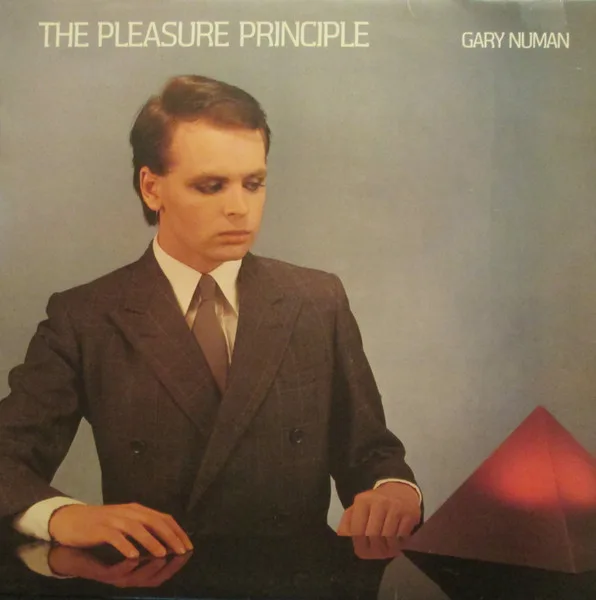 Capa de Gary Numan — The Pleasure Principle