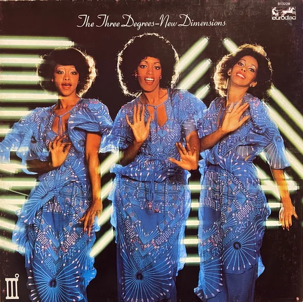 Capa de The Three Degrees — New Dimensions