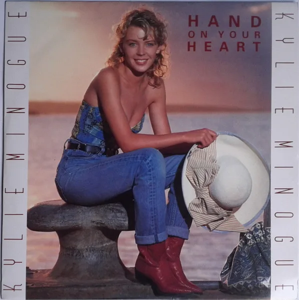 Capa de Kylie Minogue — Hand On Your Heart