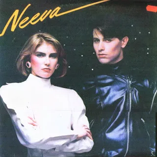 Capa de Neeva — Neeva