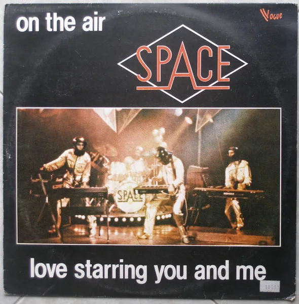 Capa de Space — On The Air / Love Starring You And Me