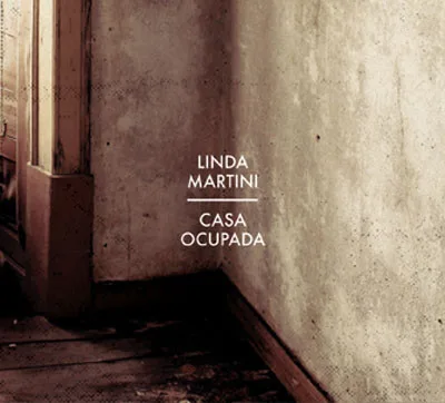 Capa de Linda Martini — Casa Ocupada