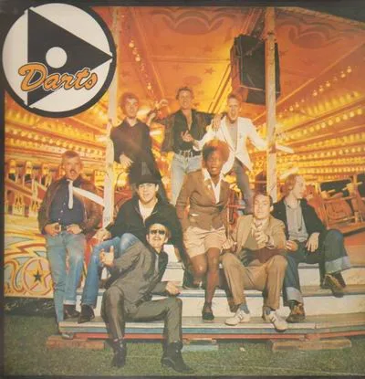 Capa de Darts — Darts