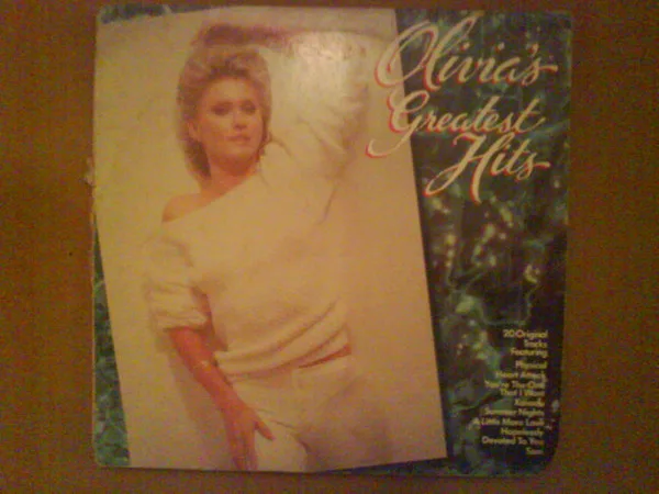 Capa de Olivia Newton-John — Olivia's Greatest Hits