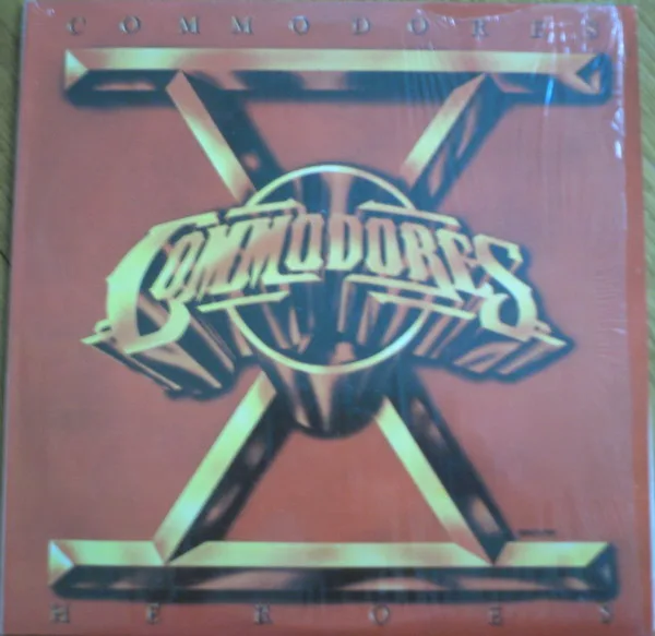 Capa de Commodores — Heroes