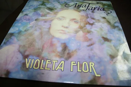 Capa de Ana Faria — Violeta Flor
