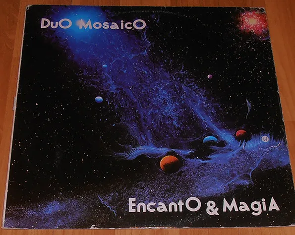 Capa de Duo Mosaico — Encanto & Magia