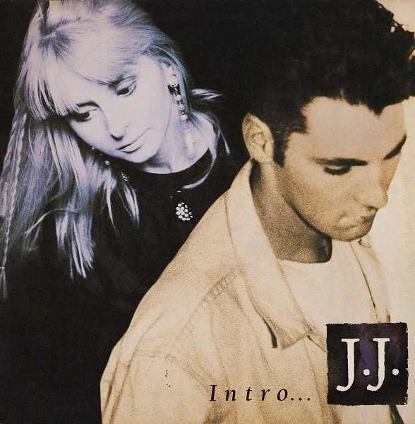 Capa de J.J.  — Intro...