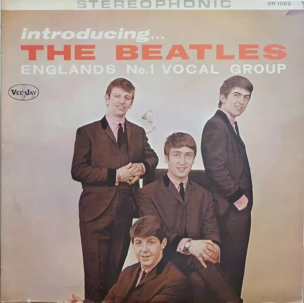 Capa de The Beatles — Introducing... The Beatles