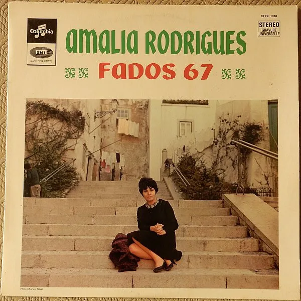 Capa de Amália Rodrigues — Fados 67
