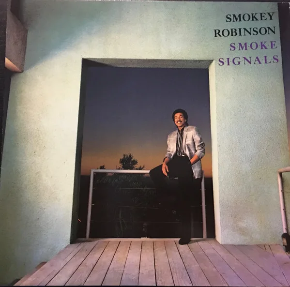 Capa de Smokey Robinson — Smoke Signals