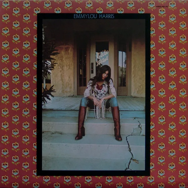 Capa de Emmylou Harris — Elite Hotel