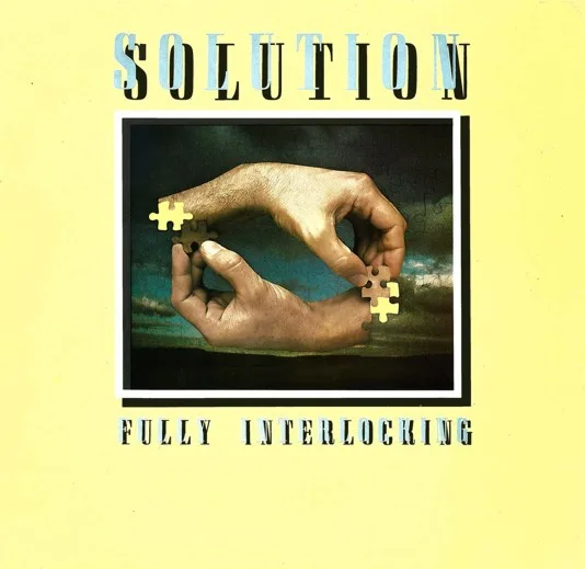 Capa de Solution (4) — Fully Interlocking