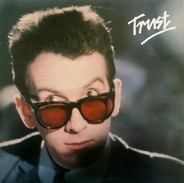 Capa de Elvis Costello & The Attractions — Trust