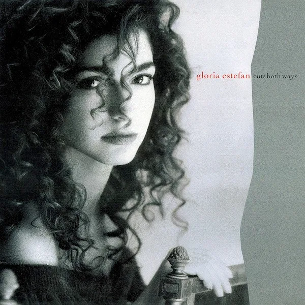 Capa de Gloria Estefan — Cuts Both Ways
