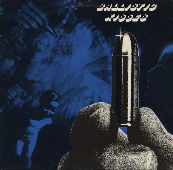 Capa de Ballistic Kisses — Black And Broke