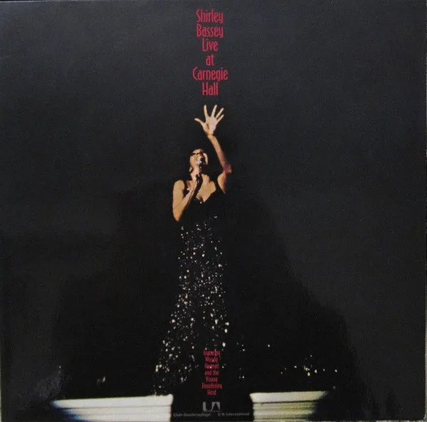 Capa de Shirley Bassey — Live At Carnegie Hall