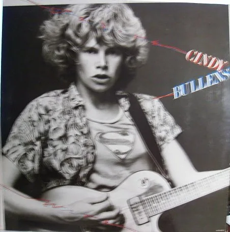 Capa de Cindy Bullens — Desire Wire