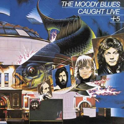 Capa de The Moody Blues — Caught Live +5
