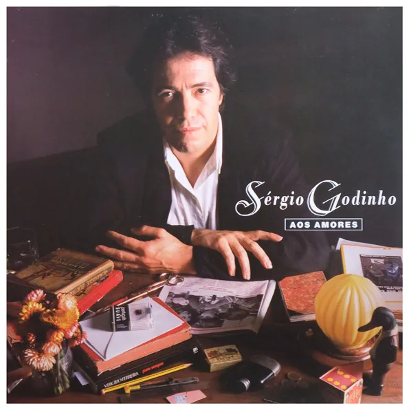 Capa de Sérgio Godinho — Aos Amores