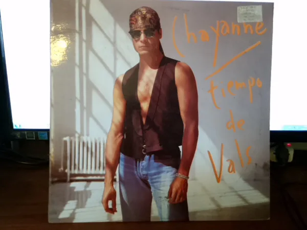 Capa de Chayanne — Tiempo De Vals