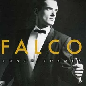 Capa de Falco — Junge Roemer