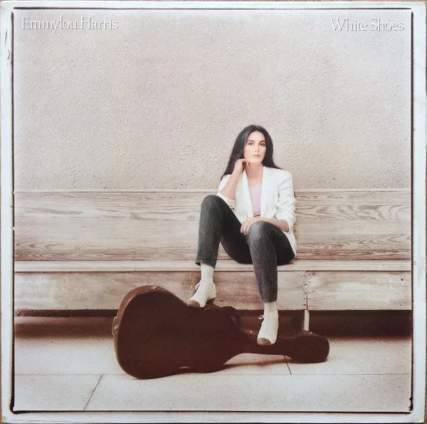 Capa de Emmylou Harris — White Shoes