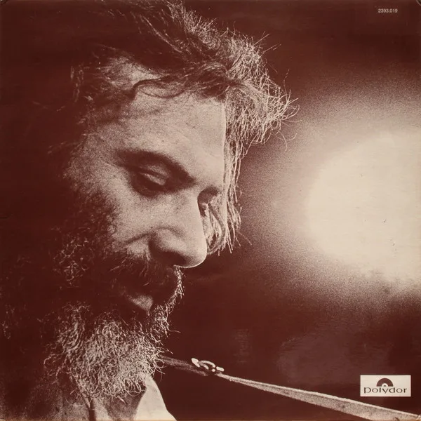 Capa de Moustaki* — Georges Moustaki