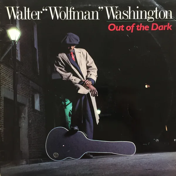 Capa de Walter "Wolfman" Washington — Out Of The Dark