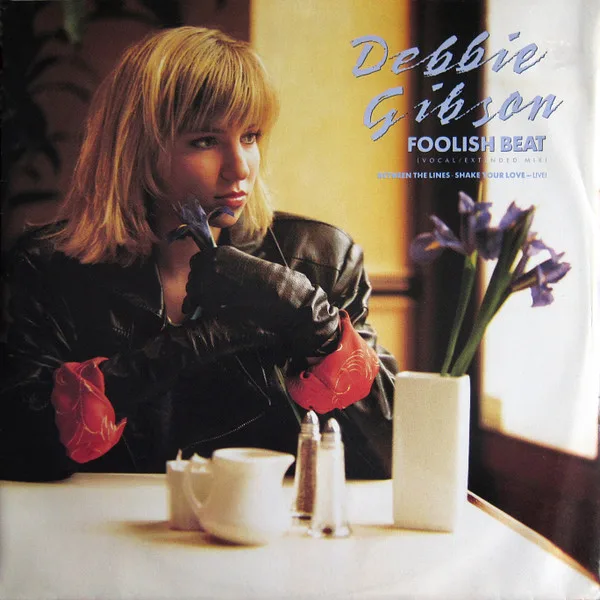 Capa de Debbie Gibson — Foolish Beat